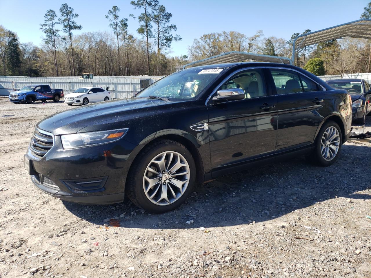 FORD TAURUS LIM 2015