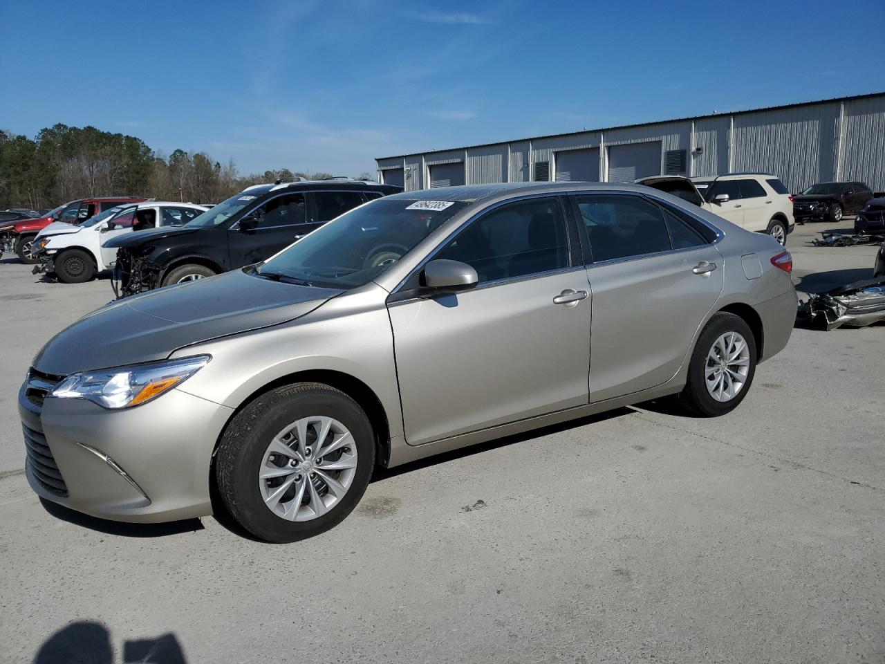 TOYOTA CAMRY LE 2017