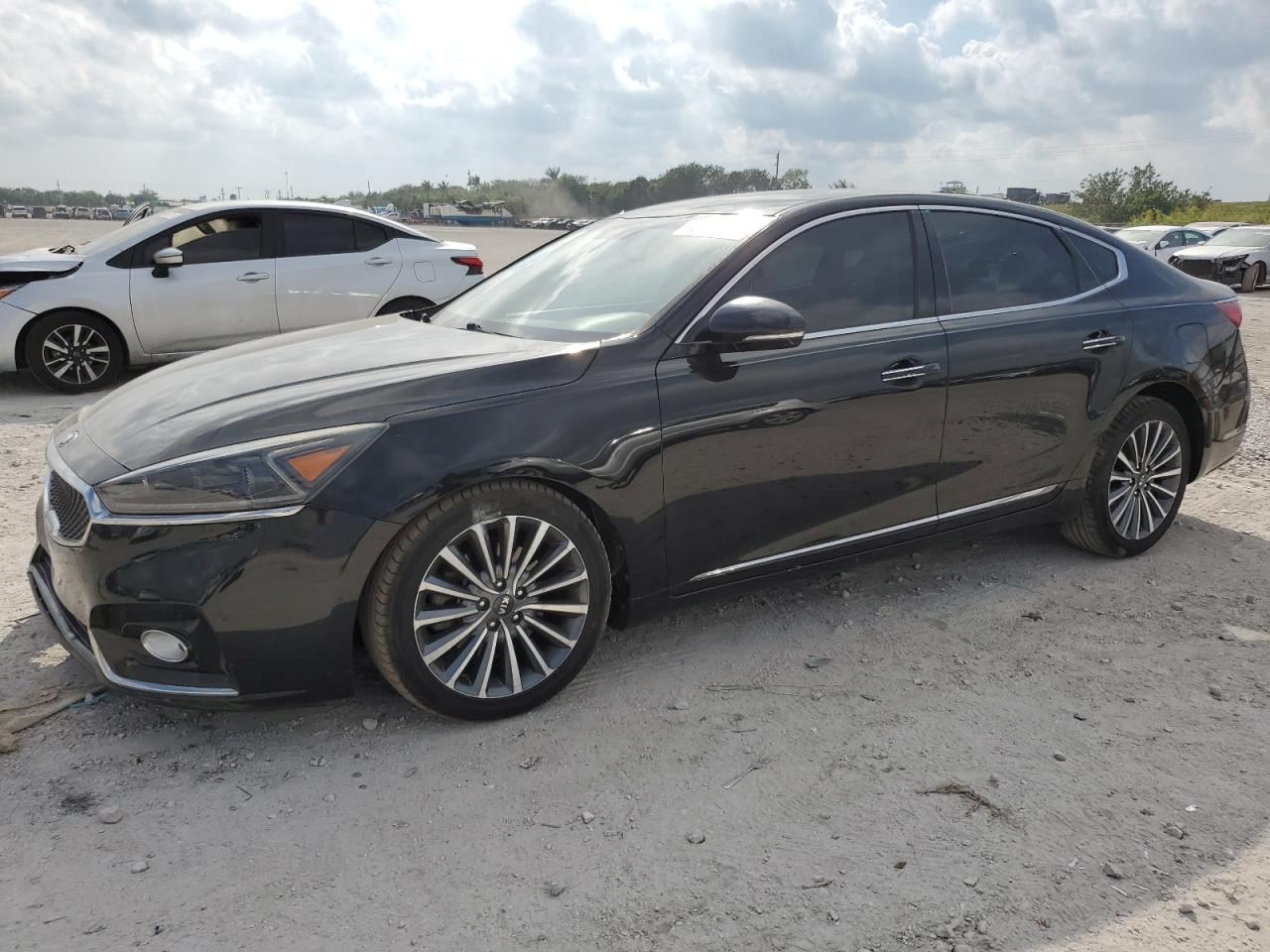 KIA CADENZA PR 2017