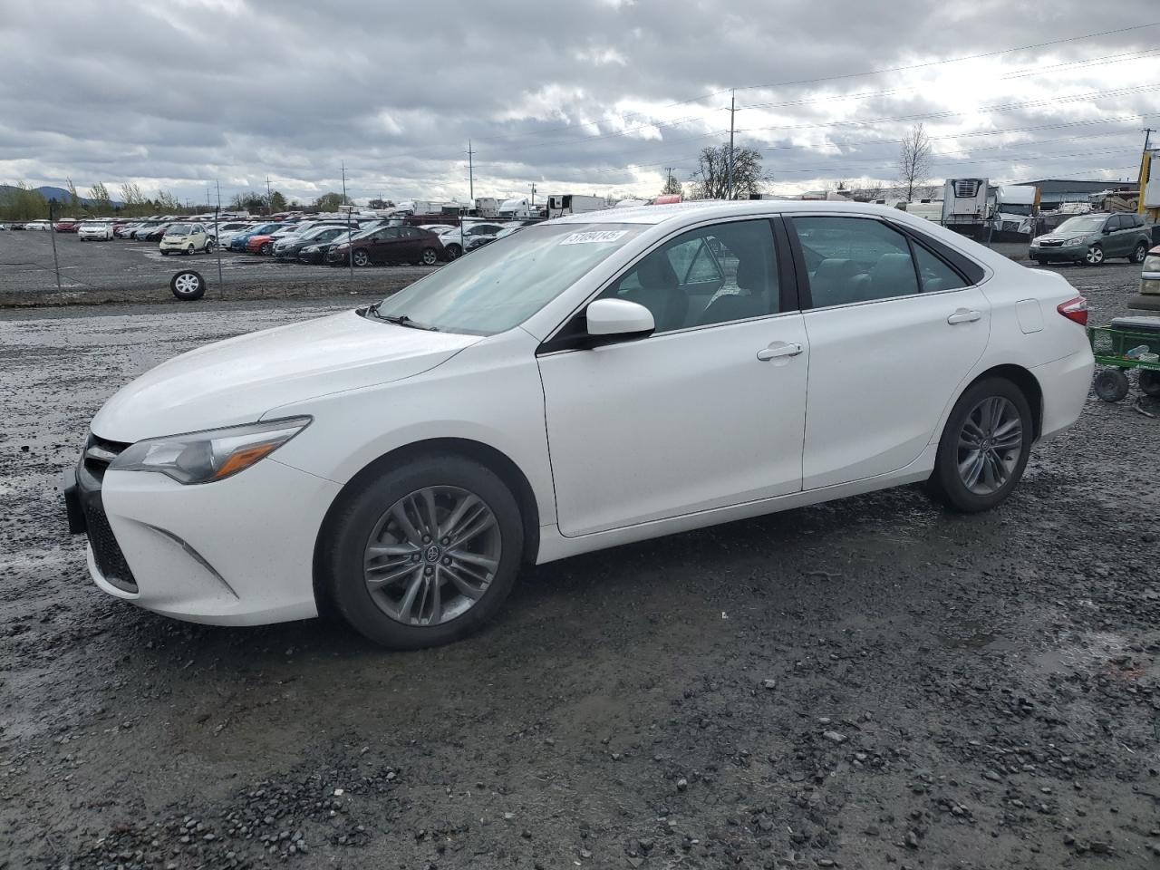 TOYOTA CAMRY LE 2017