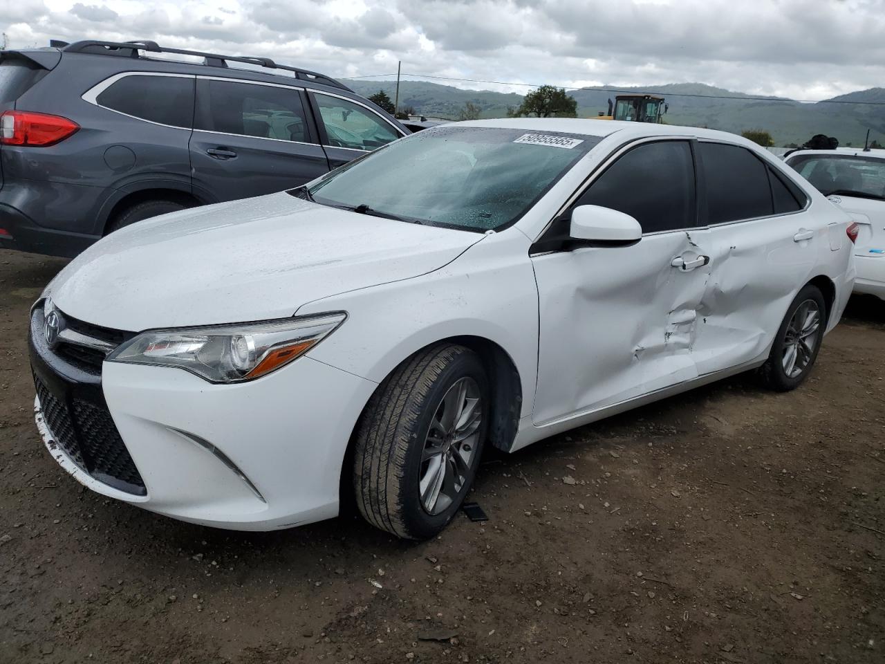 TOYOTA CAMRY LE 2015