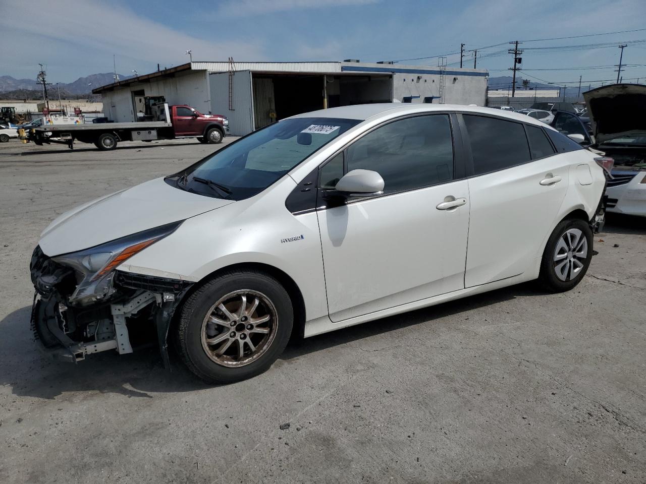 TOYOTA PRIUS 2017