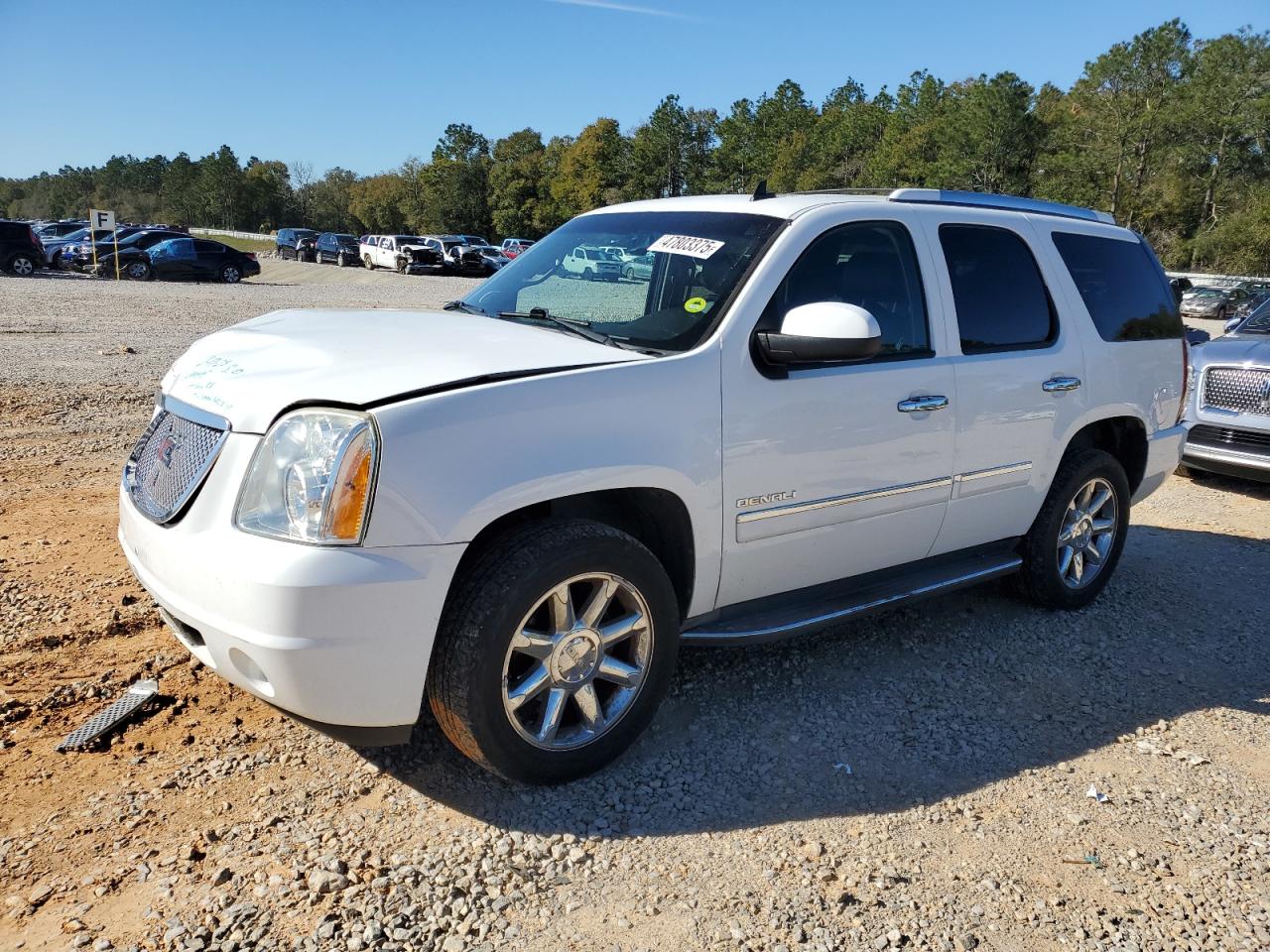 GMC YUKON DENA 2013