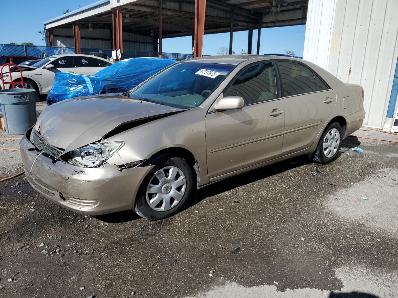 TOYOTA CAMRY LE 2004