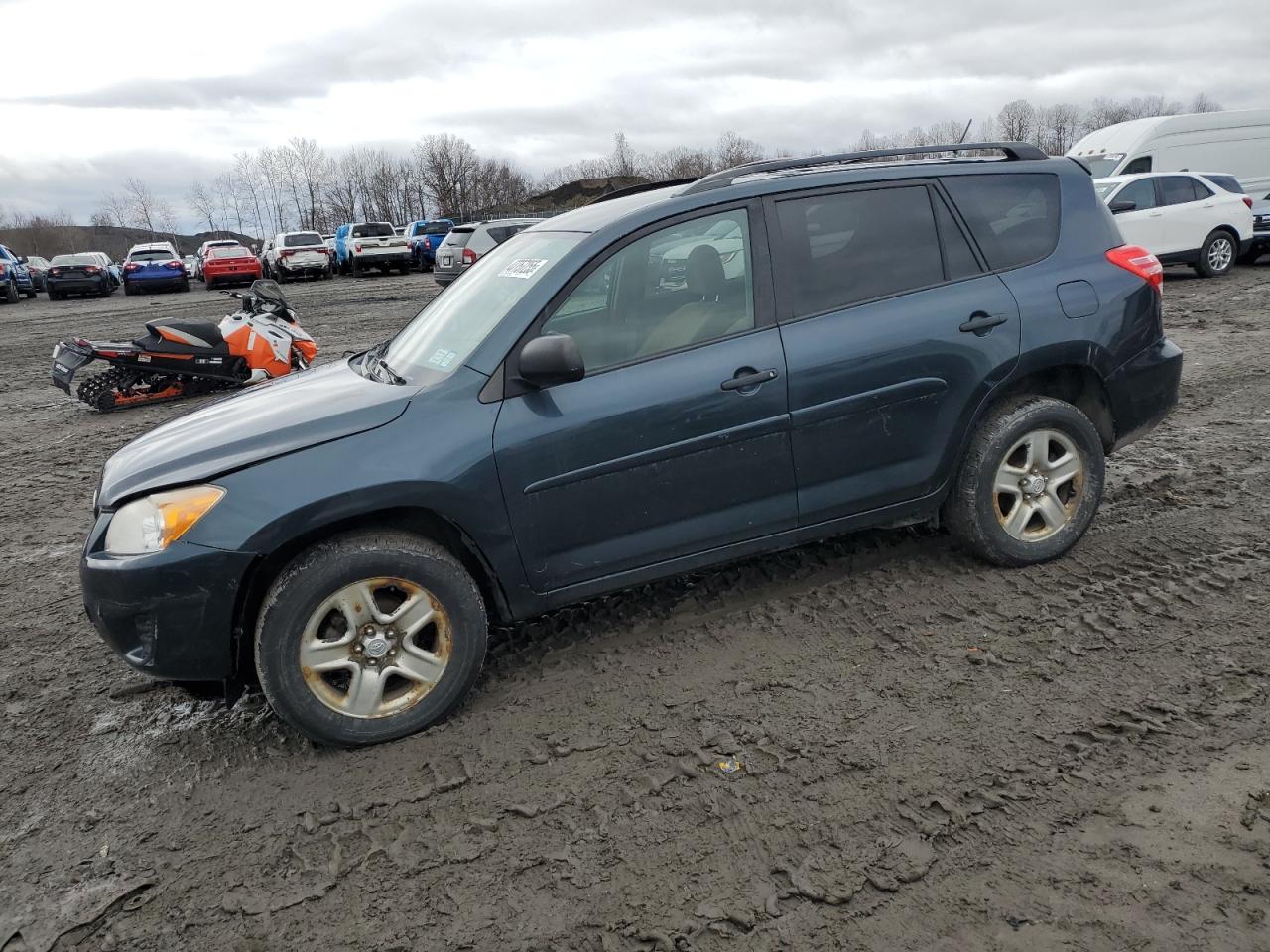 TOYOTA RAV4 2011