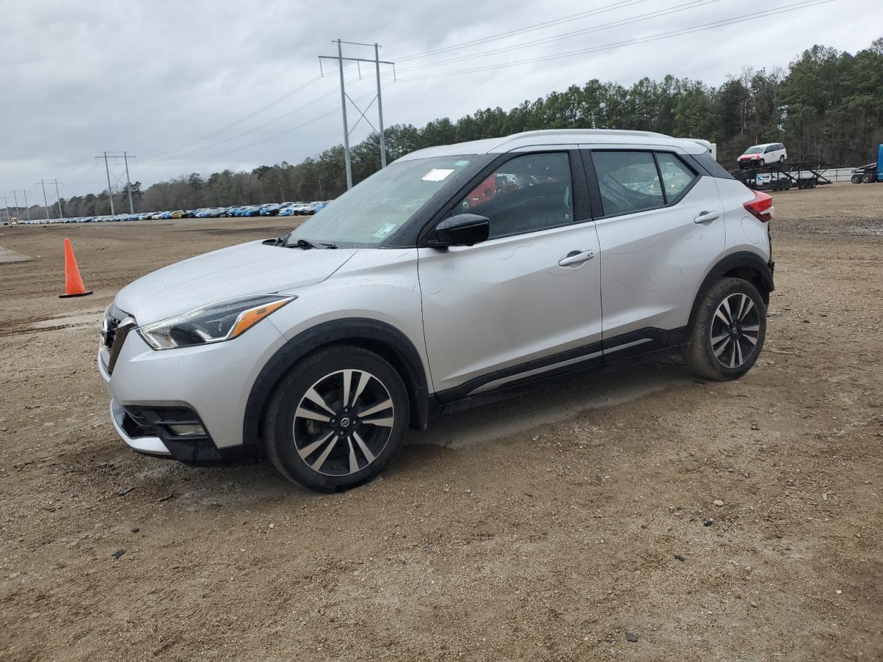 NISSAN KICKS S 2019