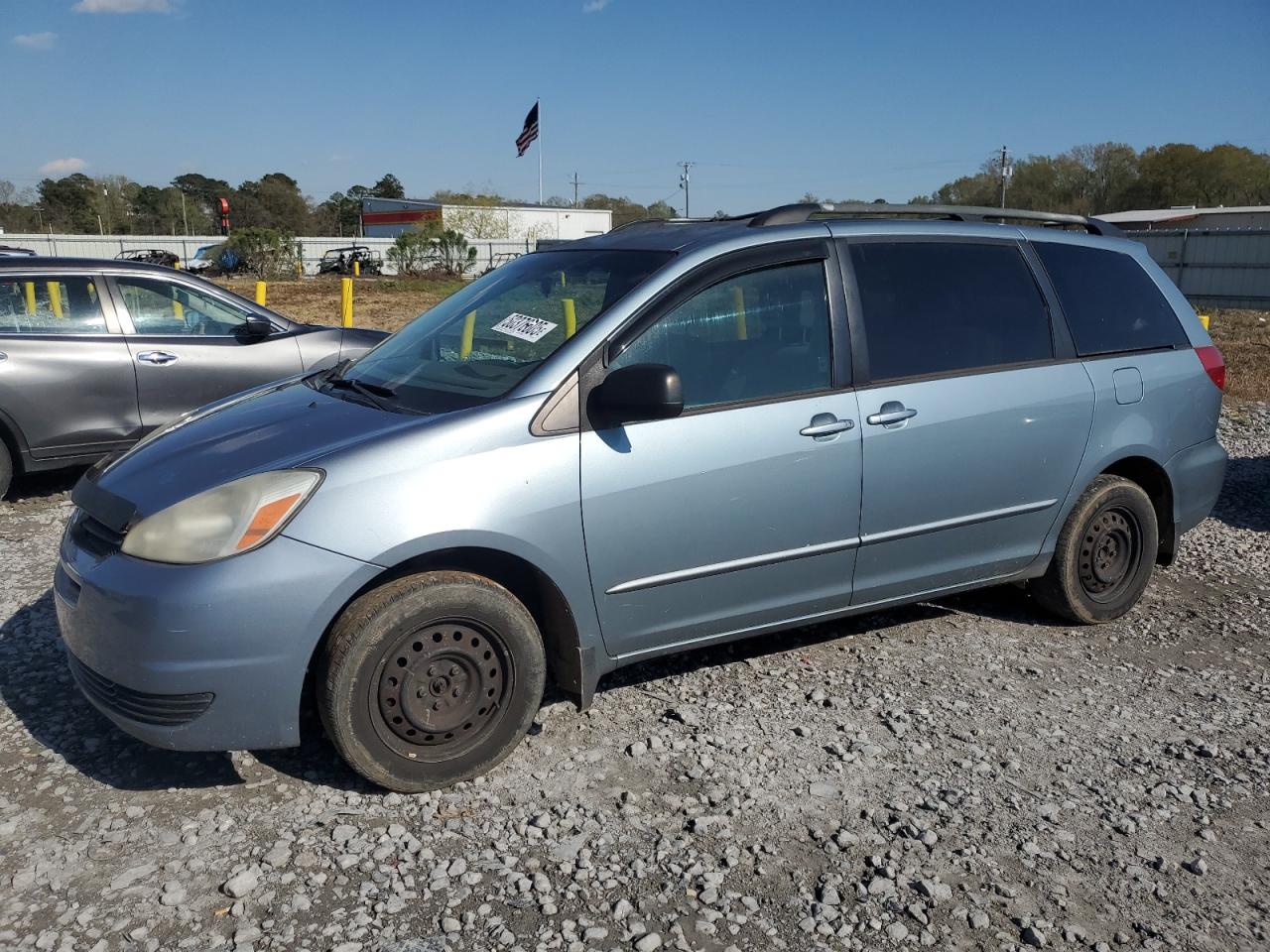 TOYOTA SIENNA CE 2004