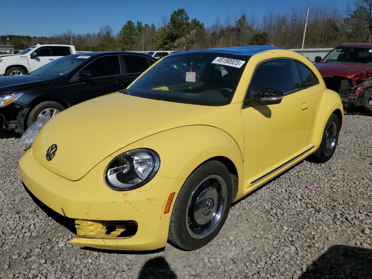 VOLKSWAGEN BEETLE 2013