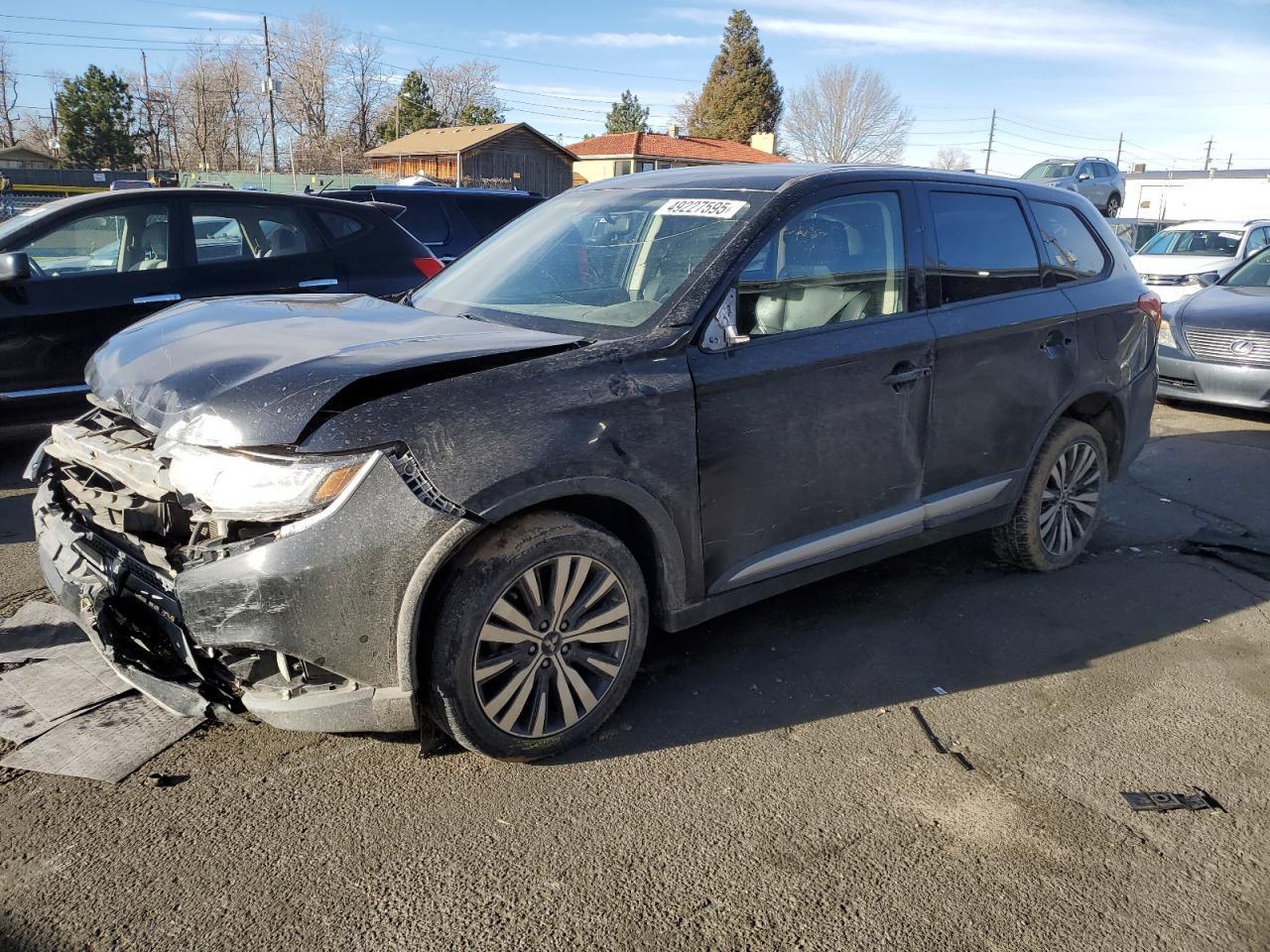 MITSUBISHI OUTLANDER 2019