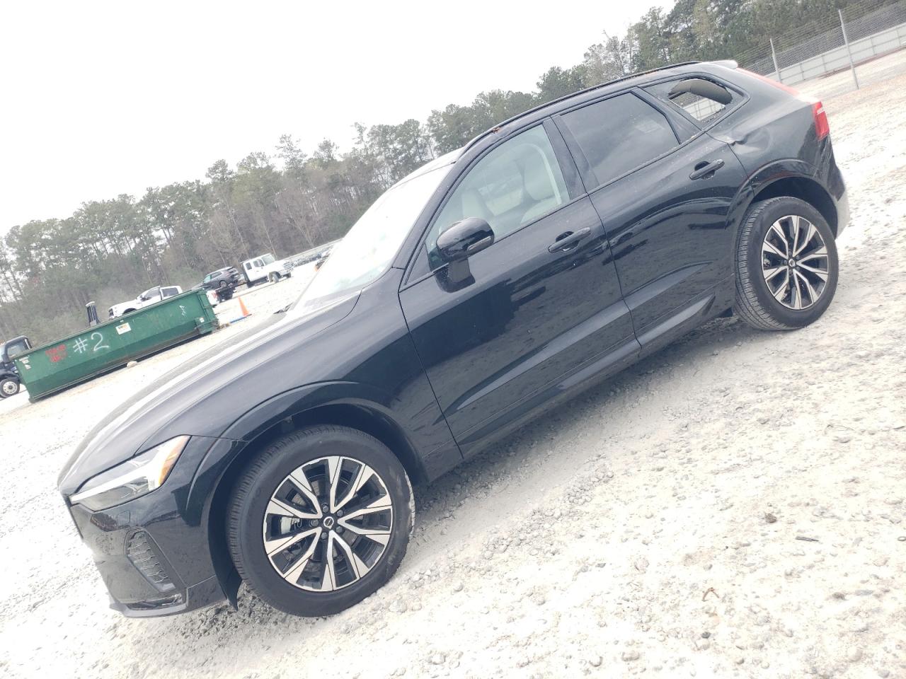 VOLVO XC60 CORE 2025