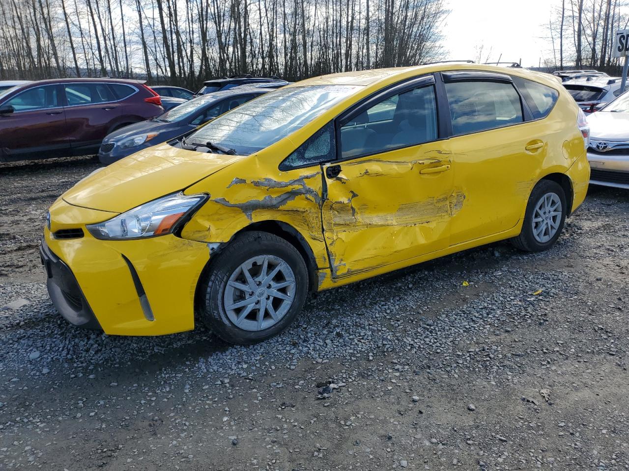 TOYOTA PRIUS V 2017