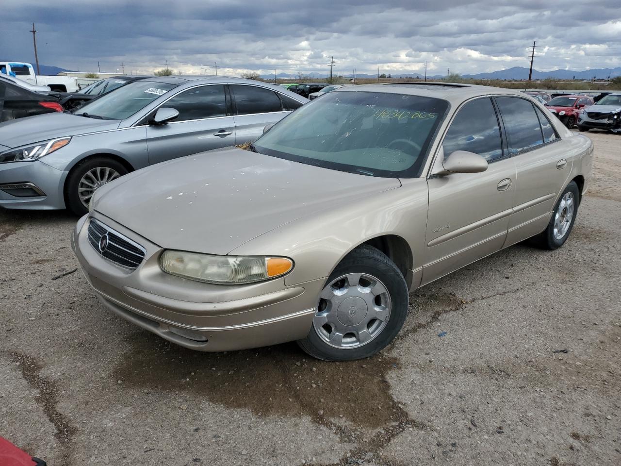 BUICK REGAL LS 2000