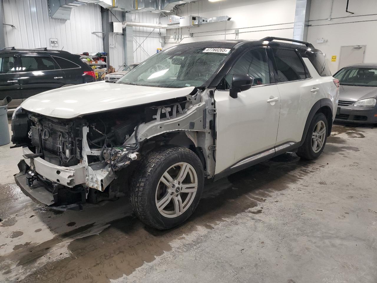 NISSAN PATHFINDER 2022