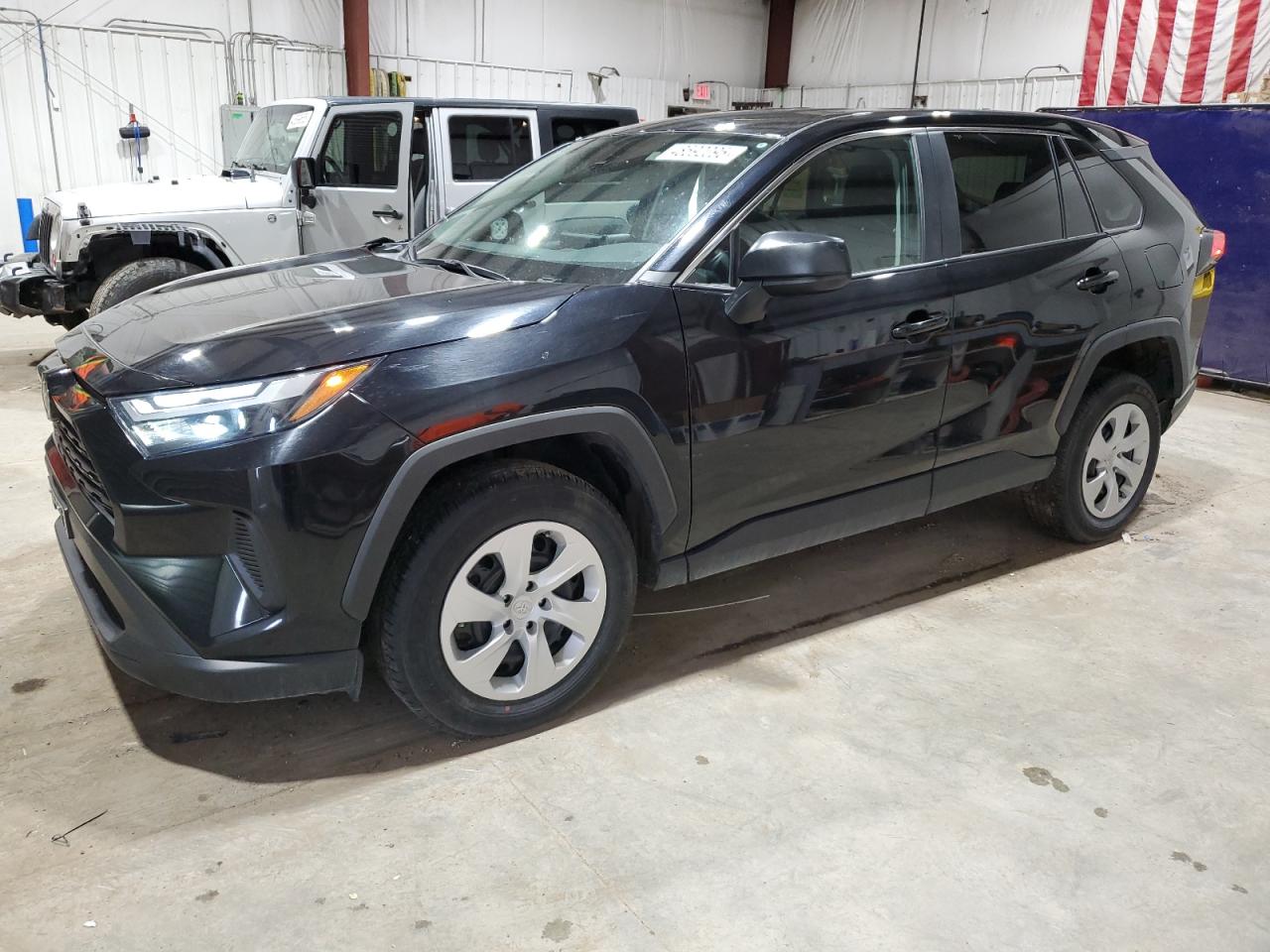 TOYOTA RAV4 LE 2024