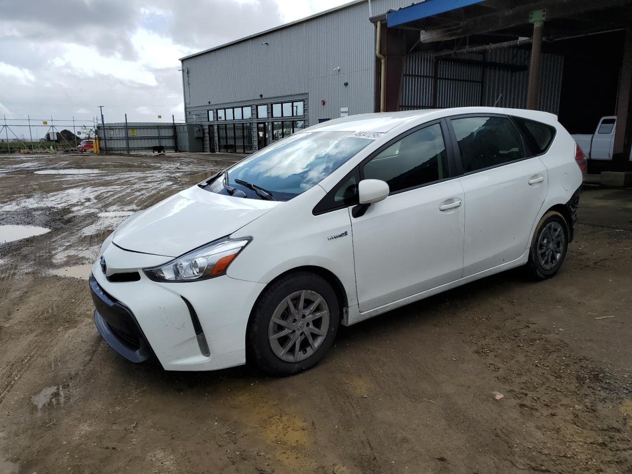 TOYOTA PRIUS V 2016