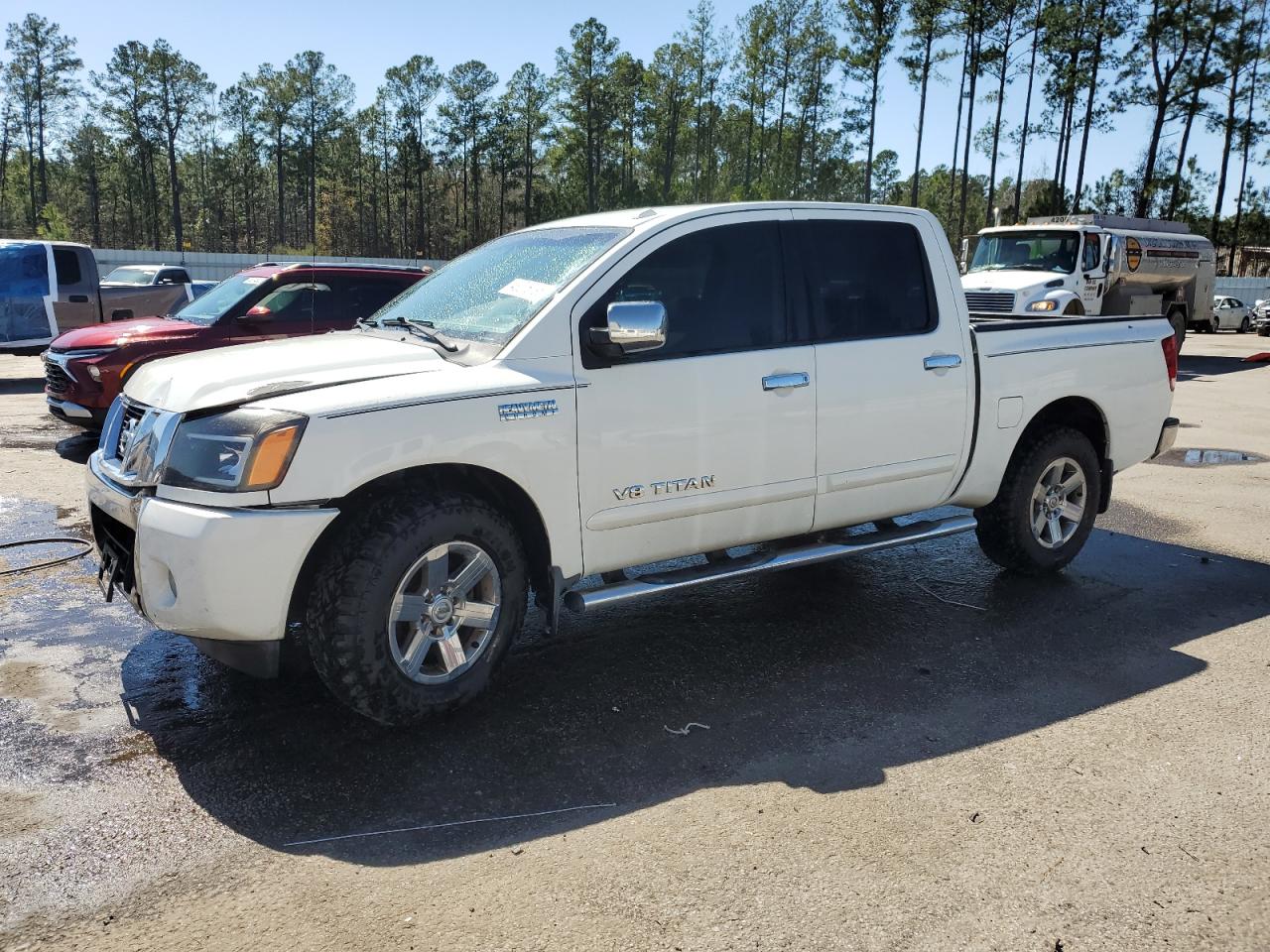 NISSAN TITAN S 2013