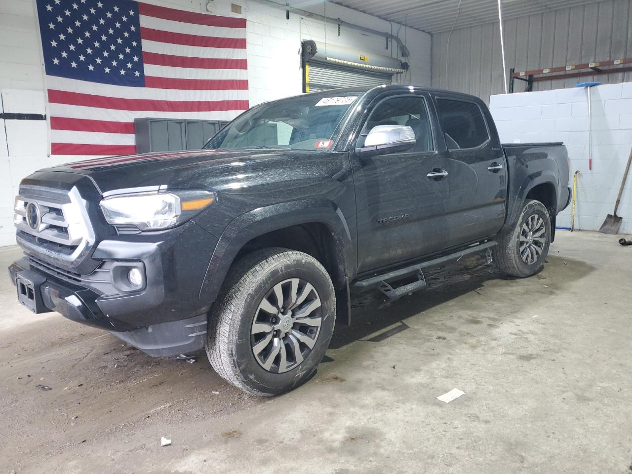 TOYOTA TACOMA DOU 2023