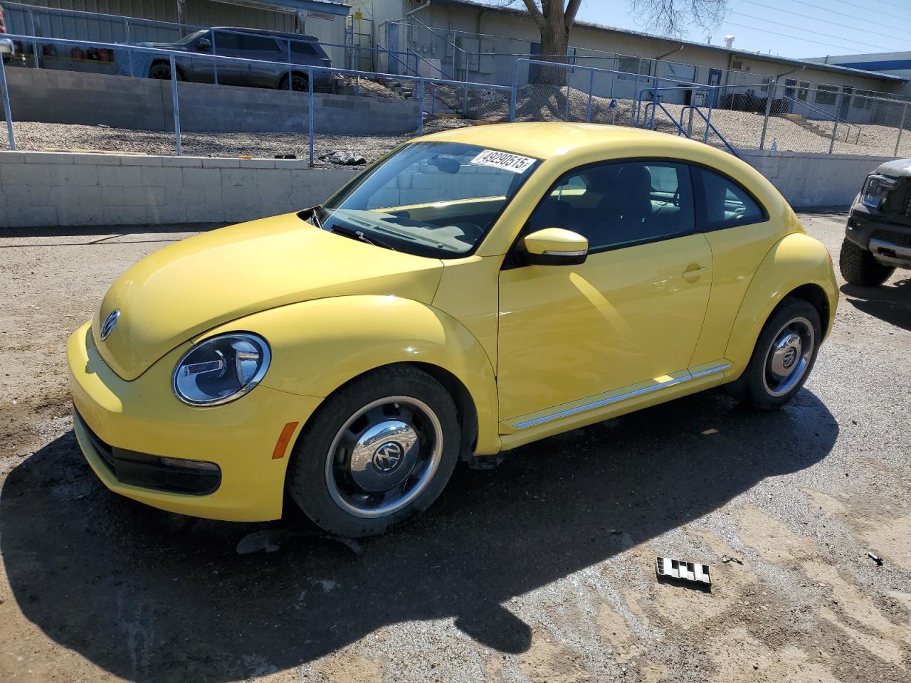 VOLKSWAGEN BEETLE 2012