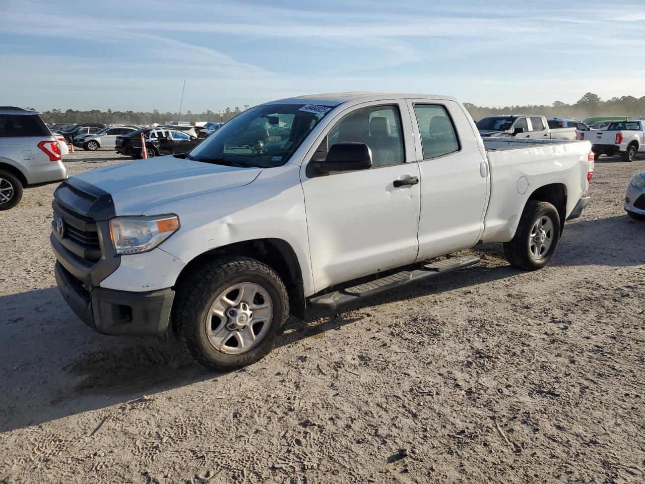 TOYOTA TUNDRA DOU 2014