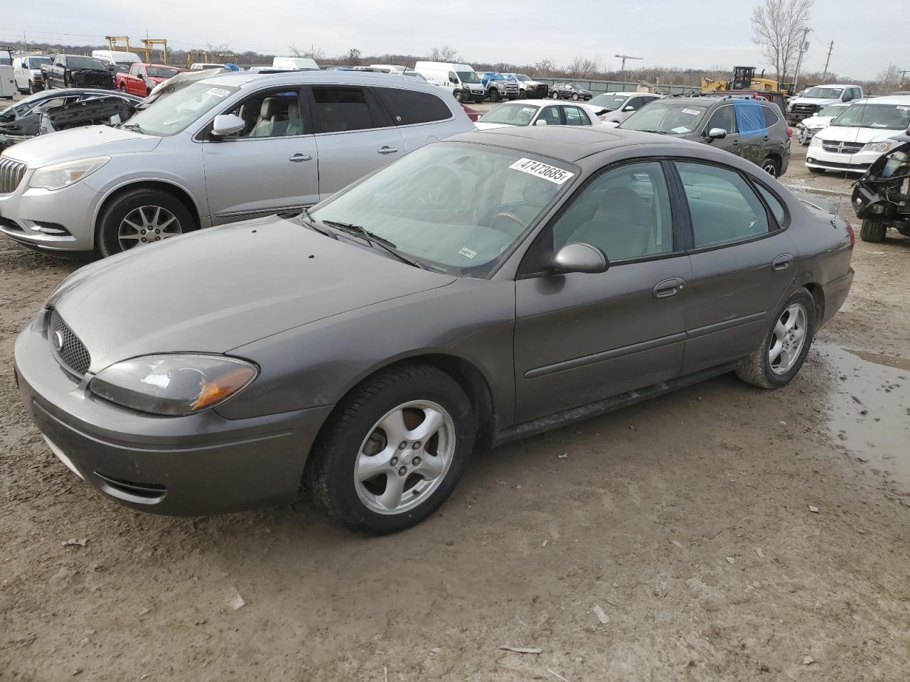 FORD TAURUS SEL 2005