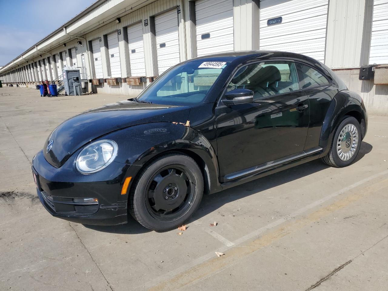 VOLKSWAGEN BEETLE 2013