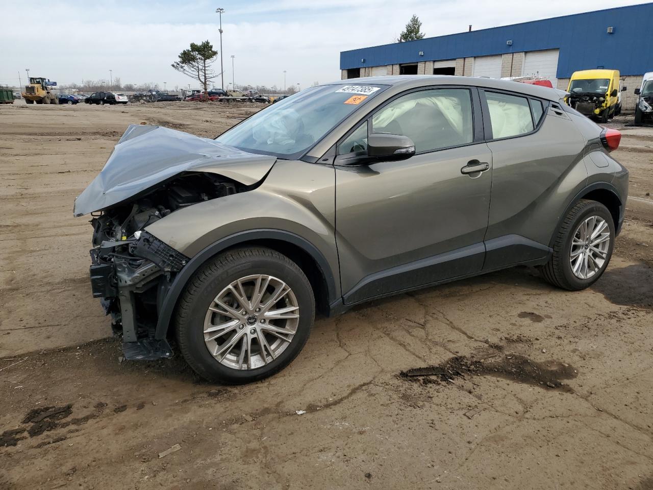 TOYOTA C-HR XLE 2021