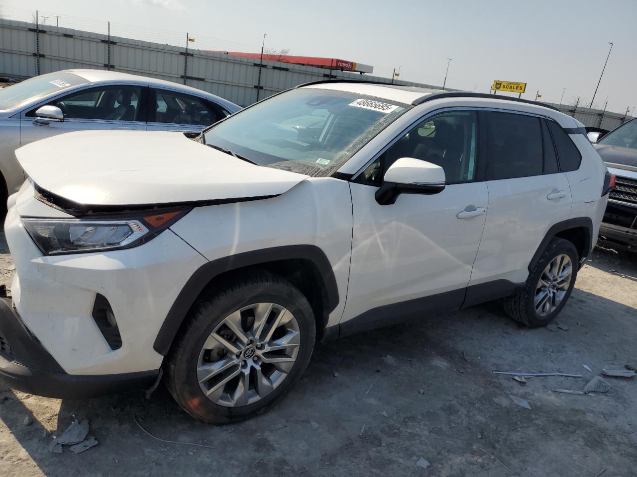 TOYOTA RAV4 XLE P 2020