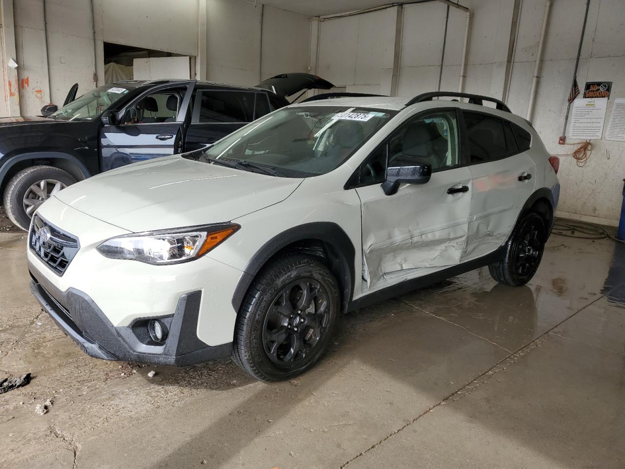 SUBARU CROSSTREK 2023