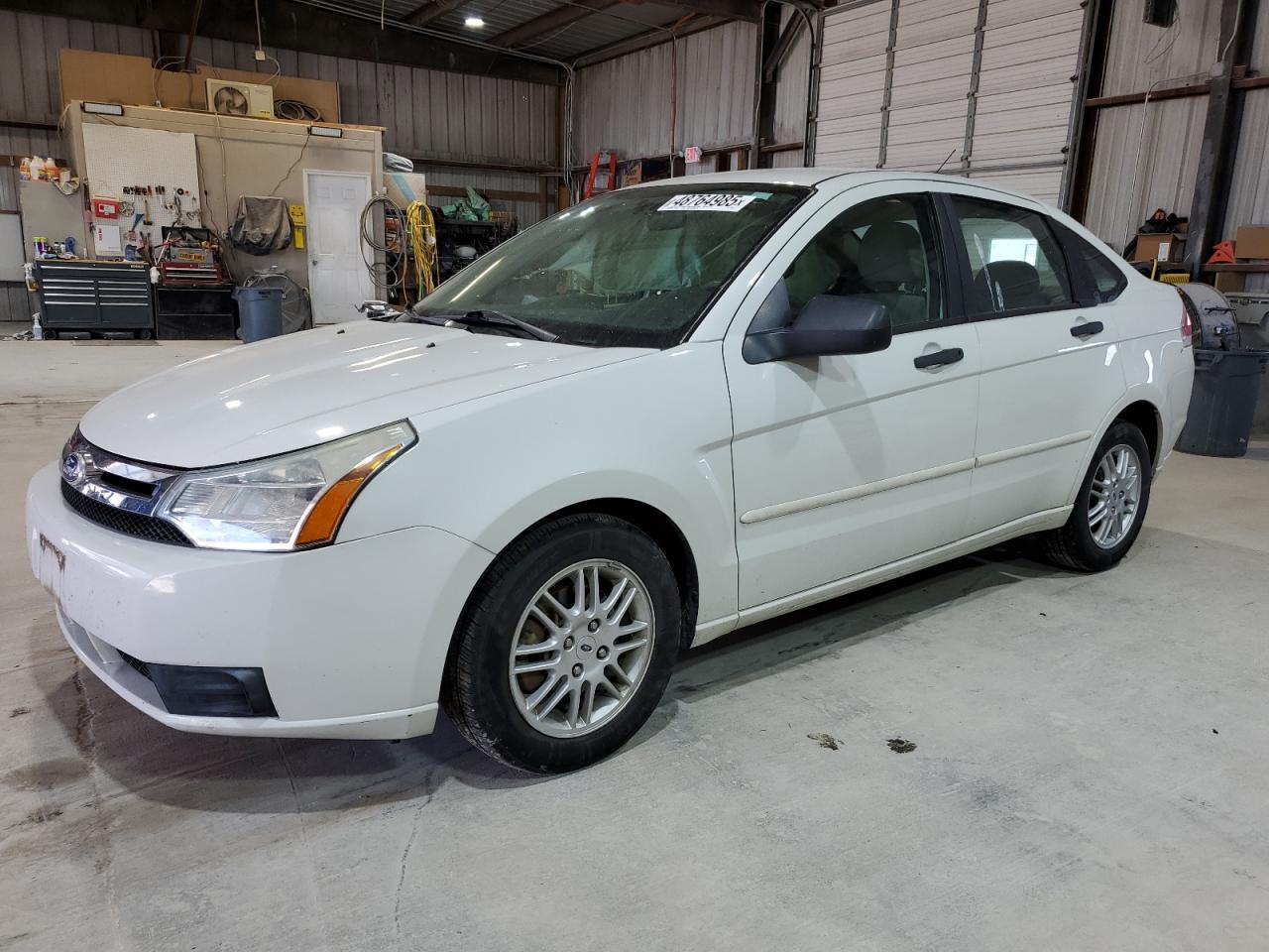 FORD FOCUS SE 2010