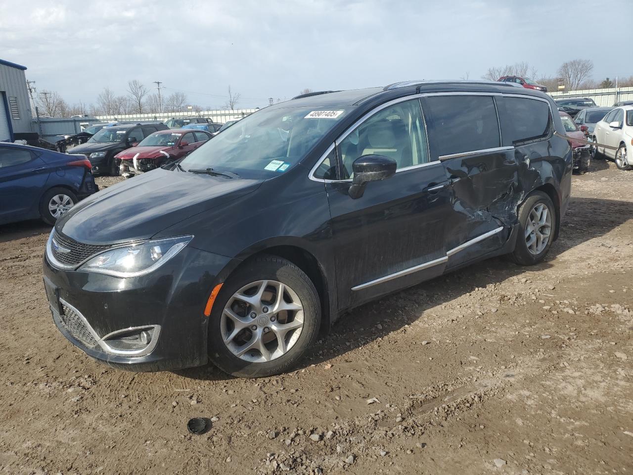 CHRYSLER PACIFICA 2019