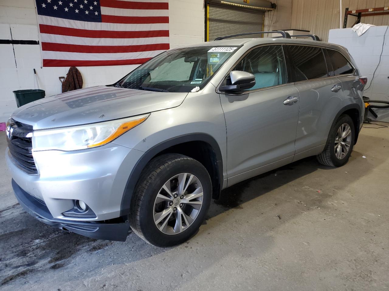 TOYOTA HIGHLANDER 2014