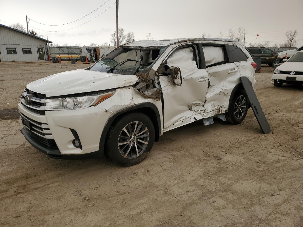 TOYOTA HIGHLANDER 2017