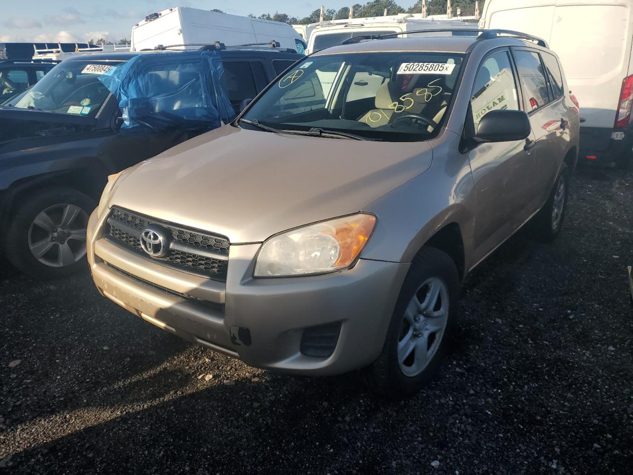 TOYOTA RAV4 2010