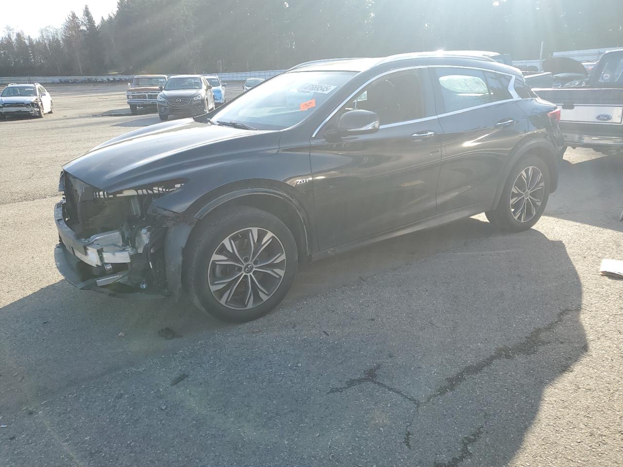 INFINITI QX30 BASE 2018