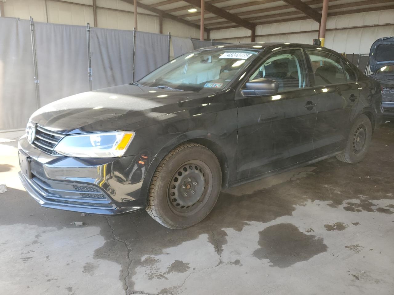 VOLKSWAGEN JETTA BASE 2015
