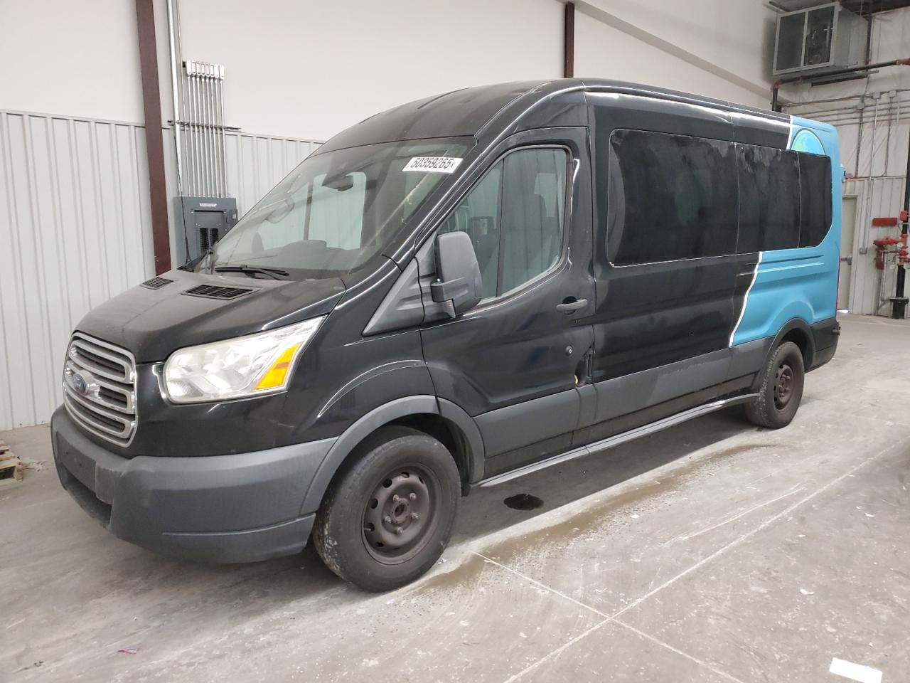 FORD TRANSIT T- 2015