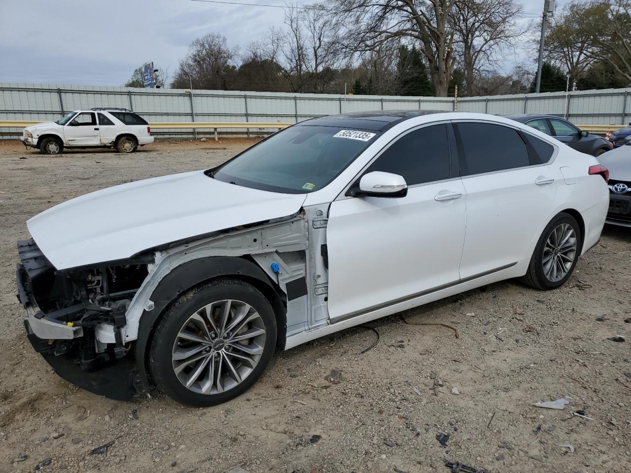 HYUNDAI GENESIS 3. 2016