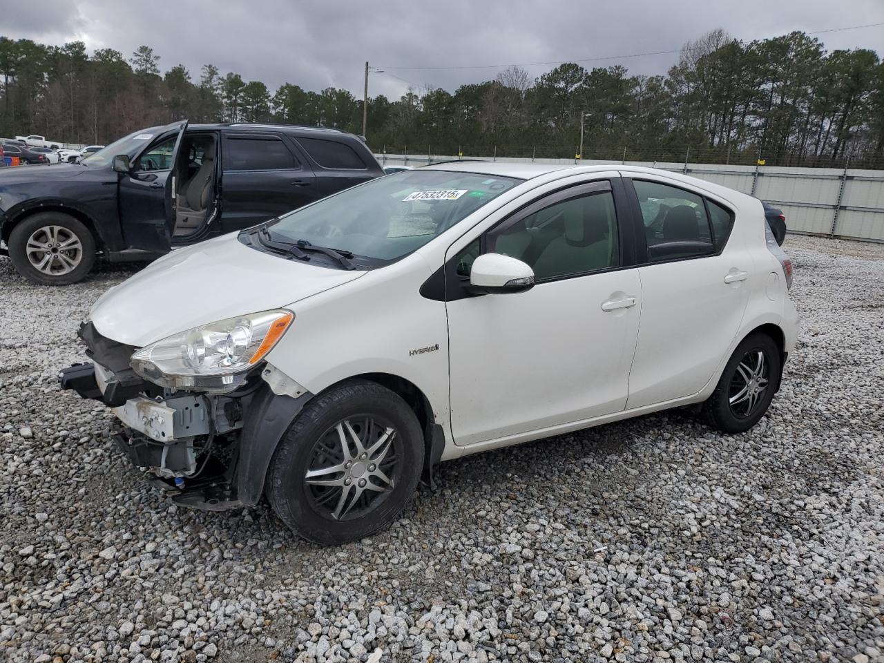 TOYOTA PRIUS C 2014