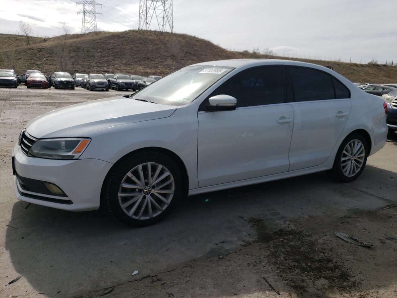 VOLKSWAGEN JETTA SE 2015