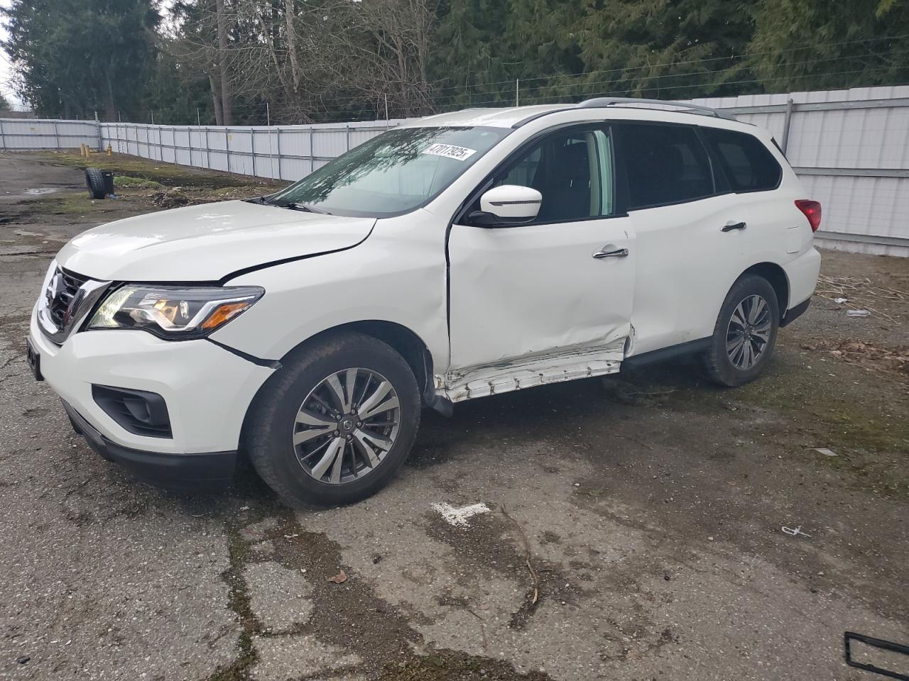 NISSAN PATHFINDER 2018