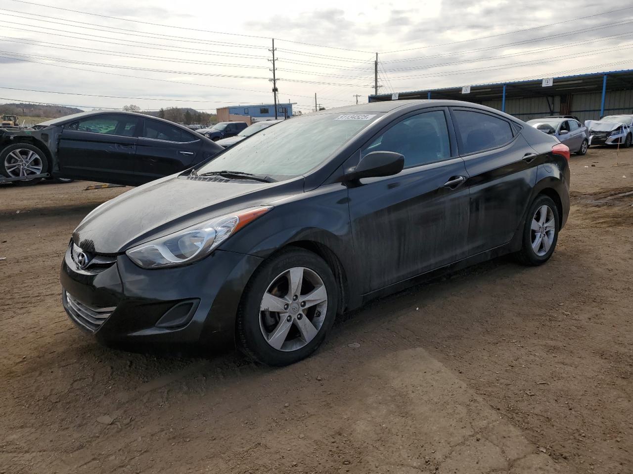 HYUNDAI ELANTRA GL 2013