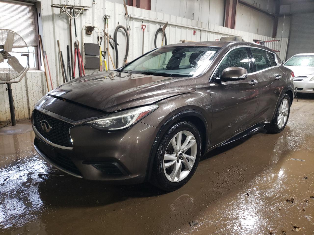 INFINITI QX30 BASE 2017