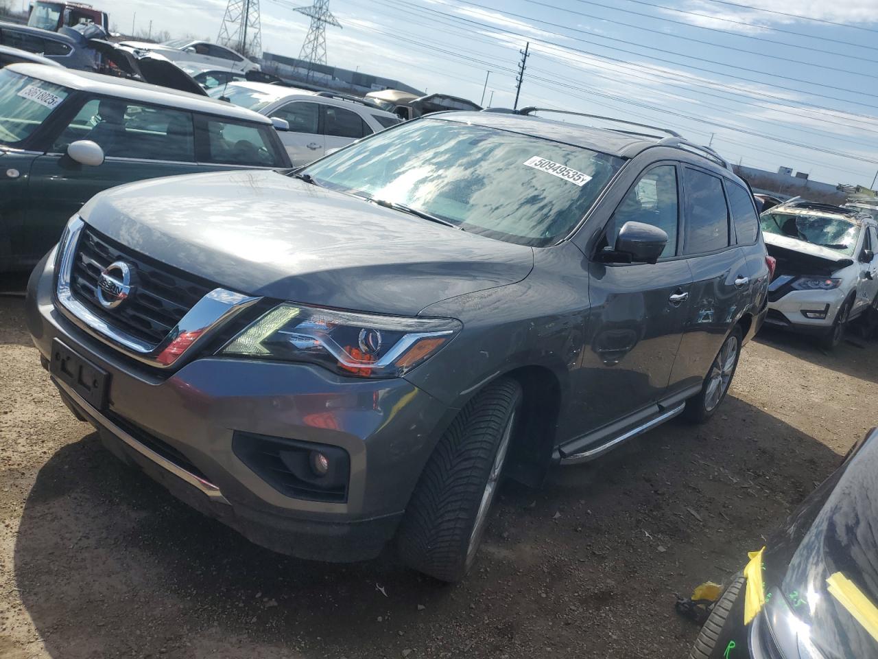 NISSAN PATHFINDER 2019