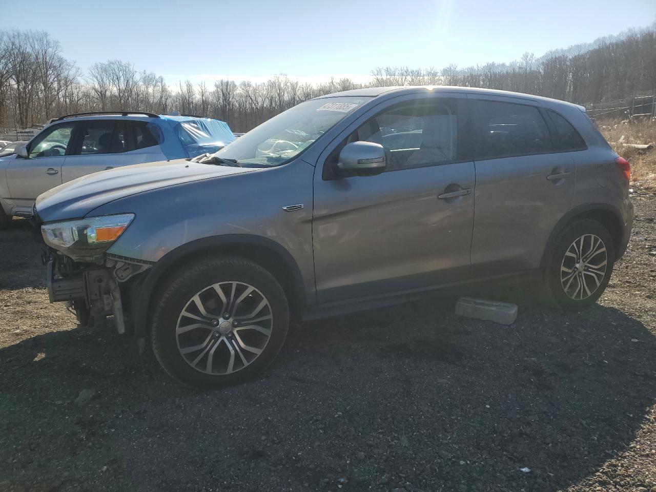 MITSUBISHI OUTLANDER 2019