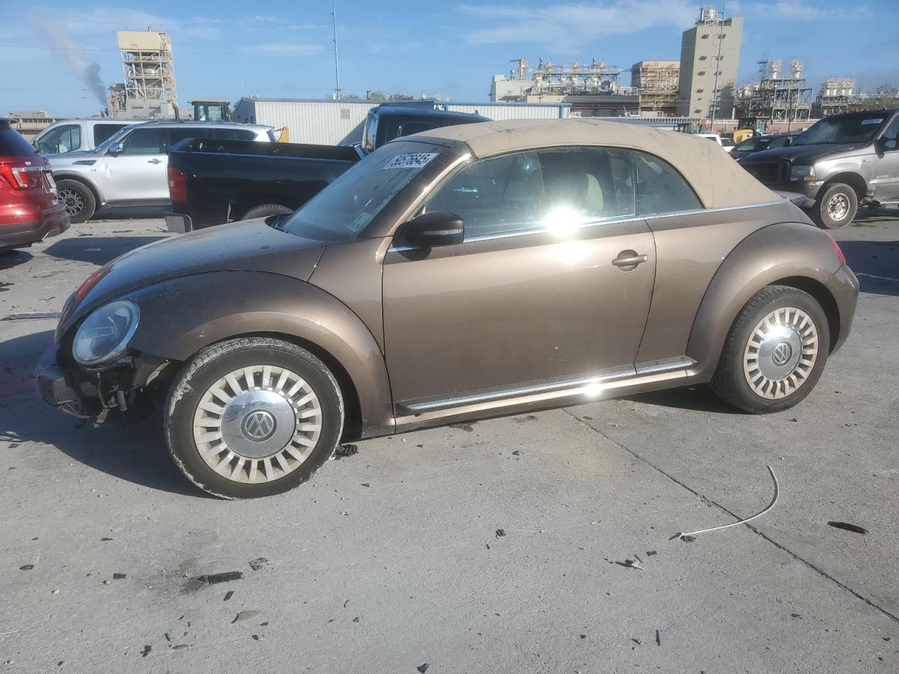 VOLKSWAGEN BEETLE 2014
