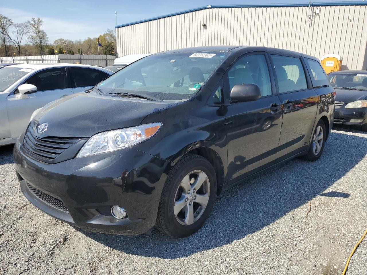 TOYOTA SIENNA 2011