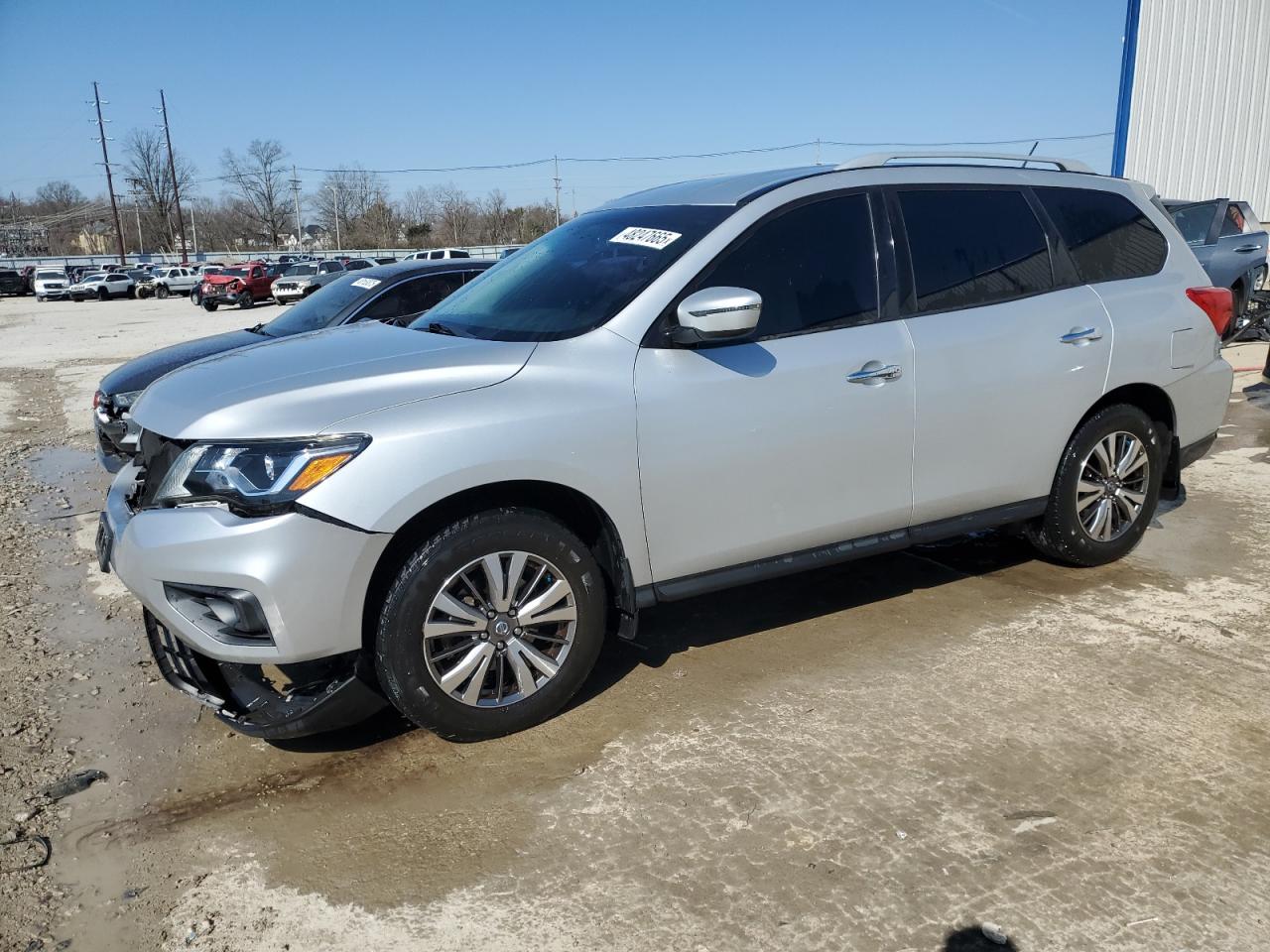 NISSAN PATHFINDER 2018