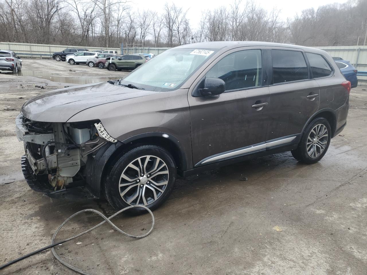 MITSUBISHI OUTLANDER 2017