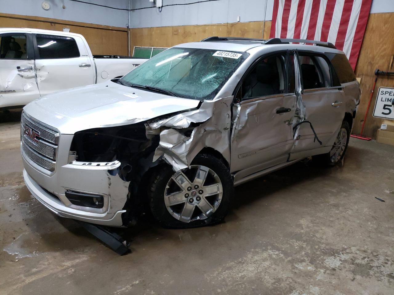 GMC ACADIA DEN 2015