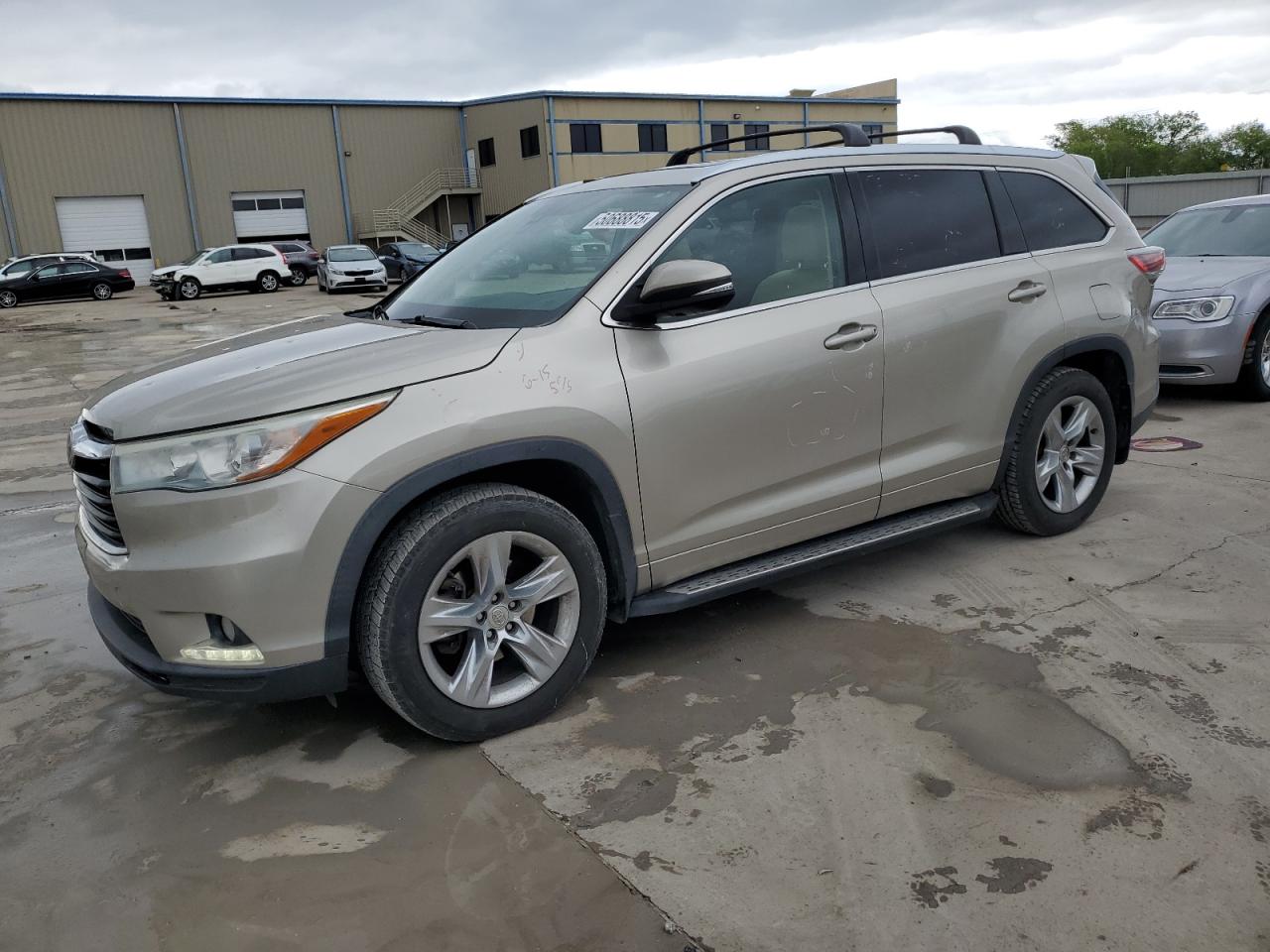 TOYOTA HIGHLANDER 2015